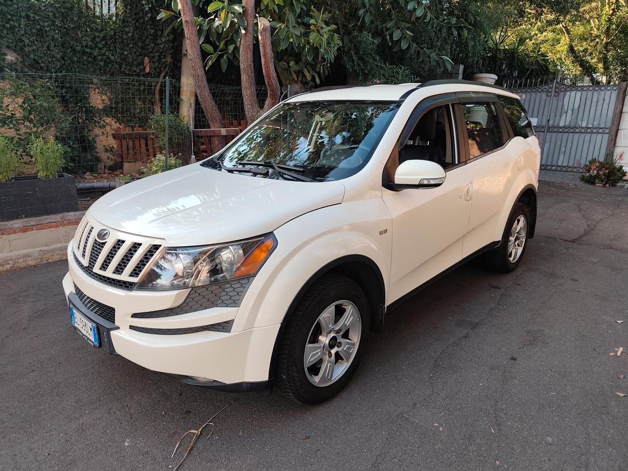 Mahindra XUV500 7 posti 2014