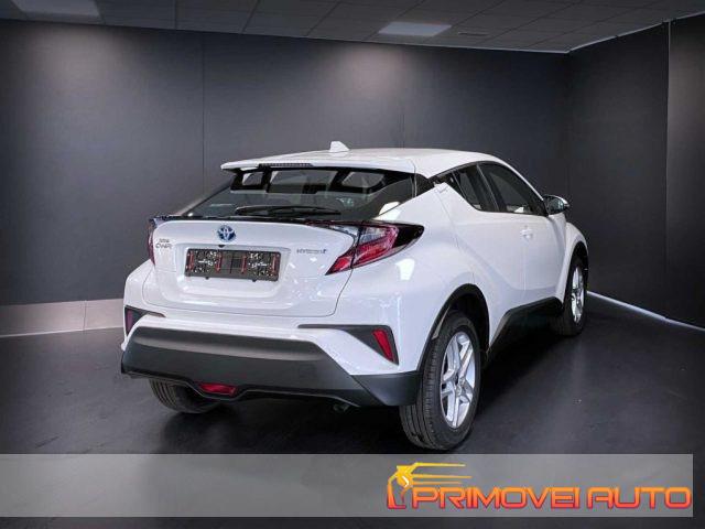 TOYOTA C-HR 1.8 Hybrid E-CVT Active