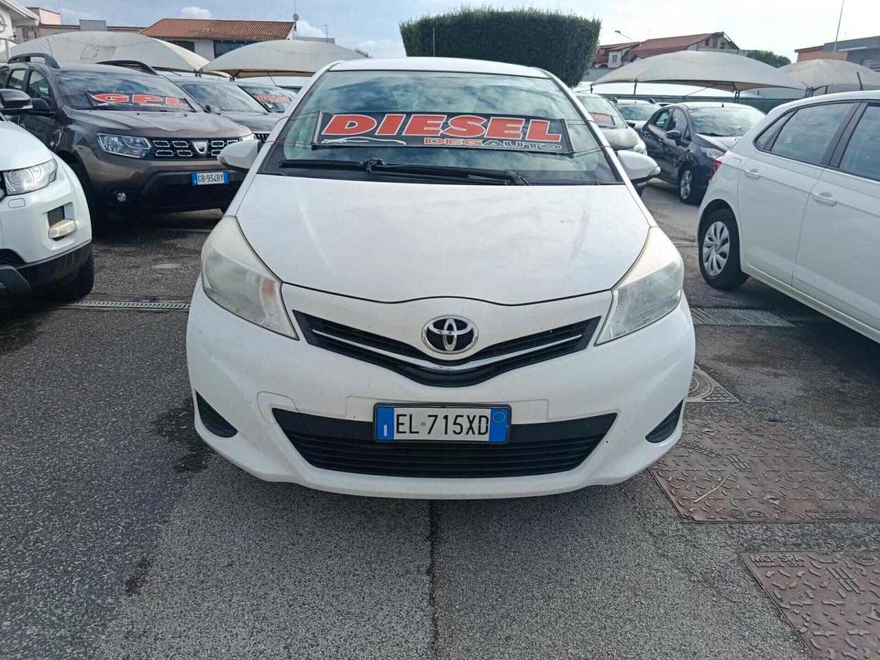 Toyota Yaris 1.4 D-4D Lounge 5 porte