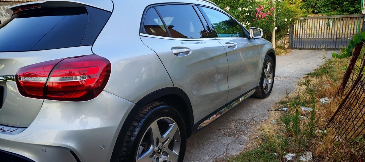 Mercedes-benz GLA 180 d Premium