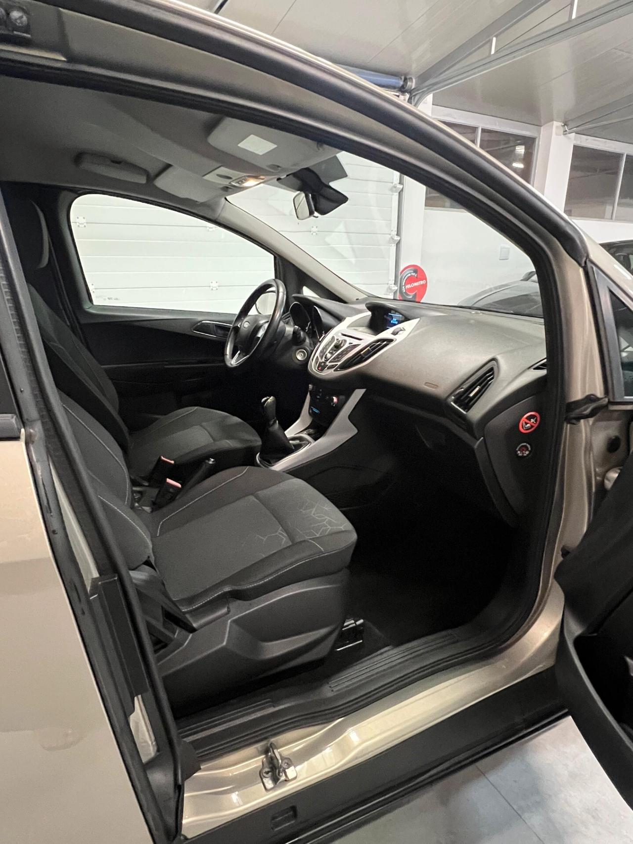 Ford B-Max 1.6 TDCi 95 CV Titanium Business