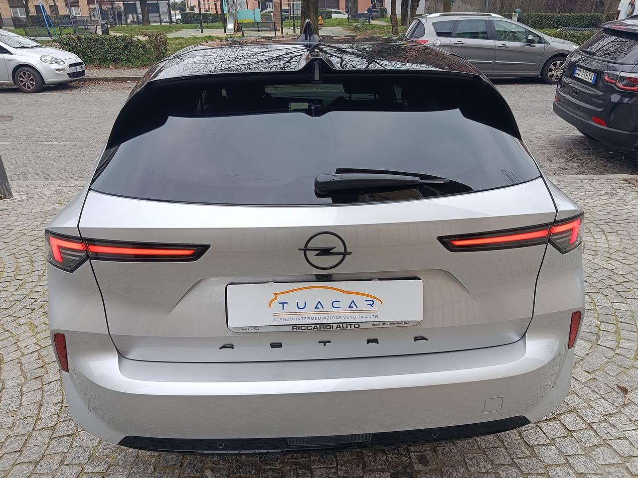 Opel Astra GS 1.5 #9711