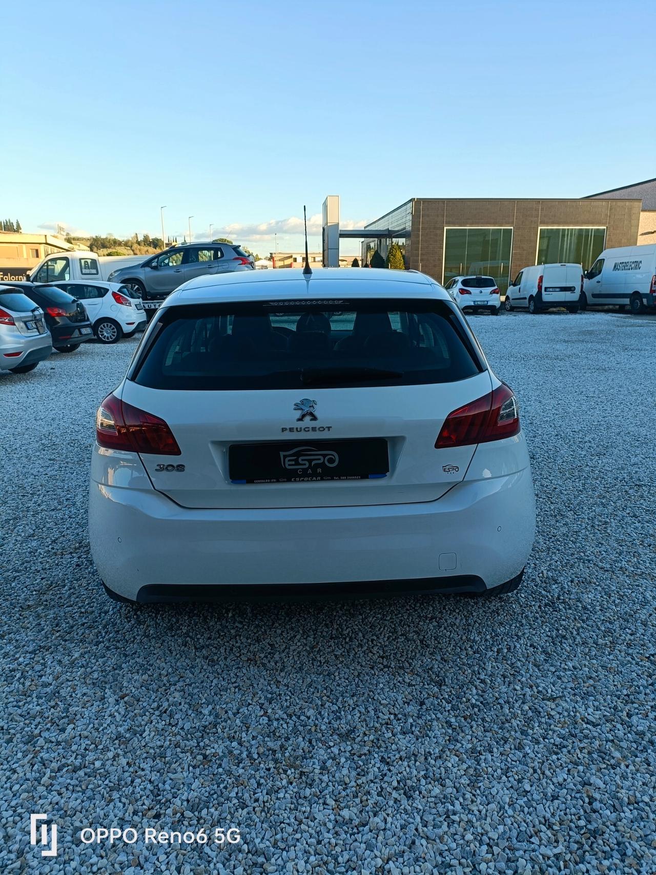 Peugeot 308 1.6 e-HDi 115 CV Stop&Start Business