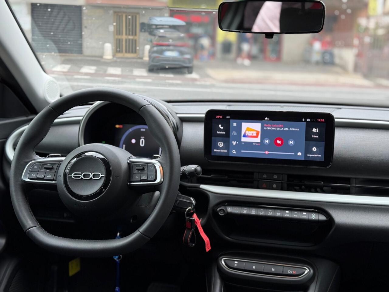 FIAT 600 Hybrid 100 CV DCT MHEV +GARANTITA