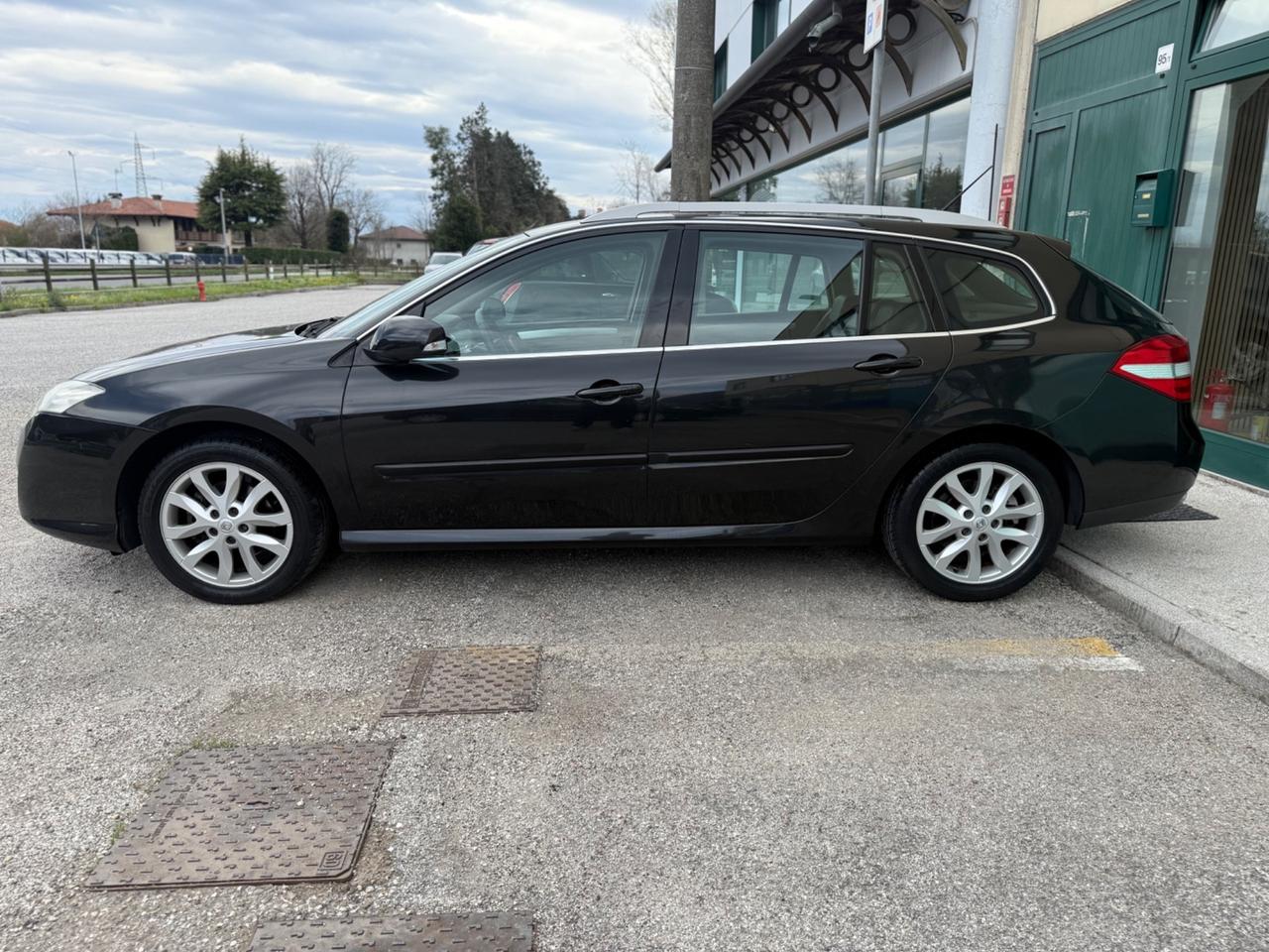 Renault Laguna 2.0 dCi 150CV SporTour Initiale