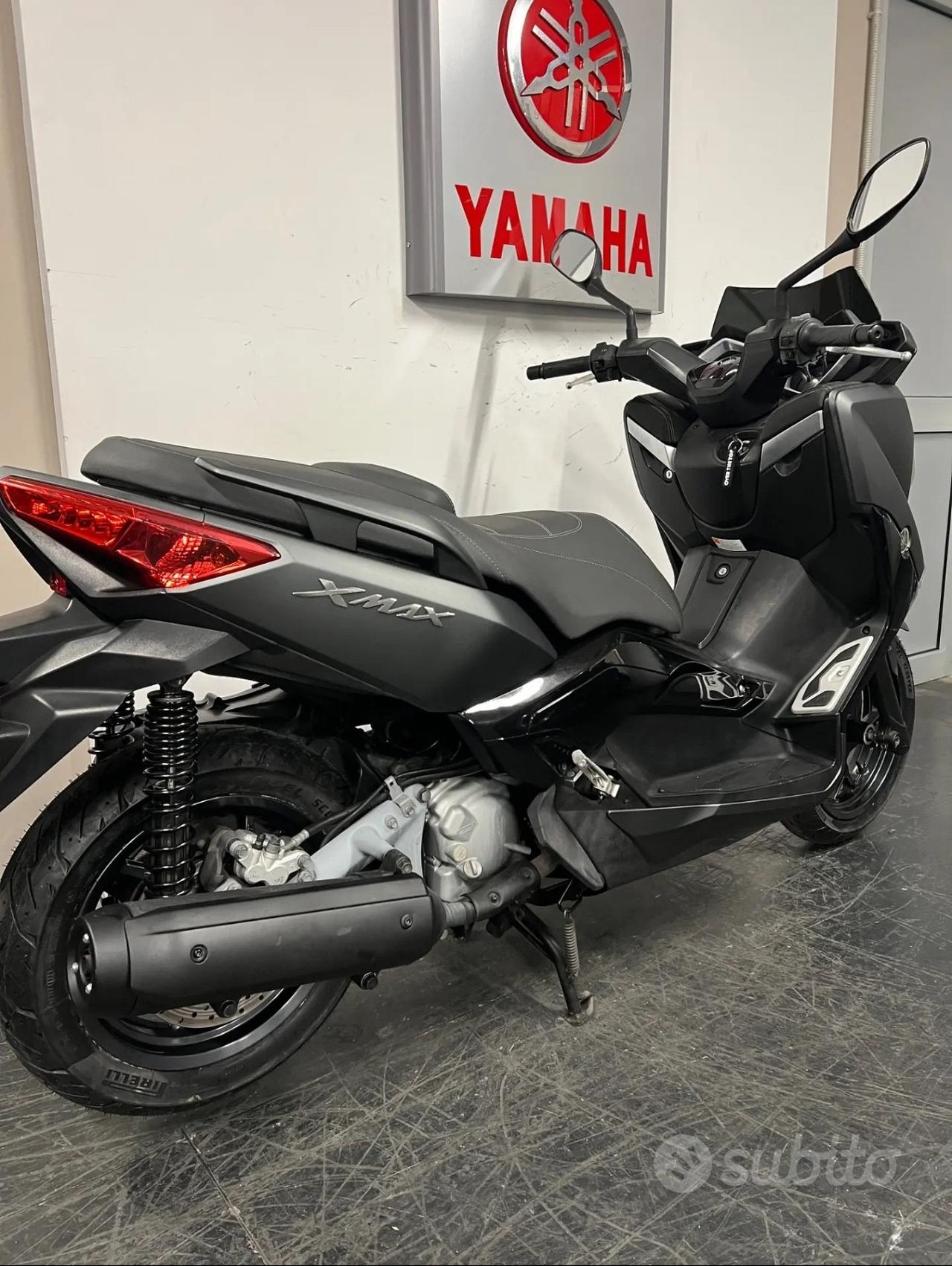Yamaha X-Max 250