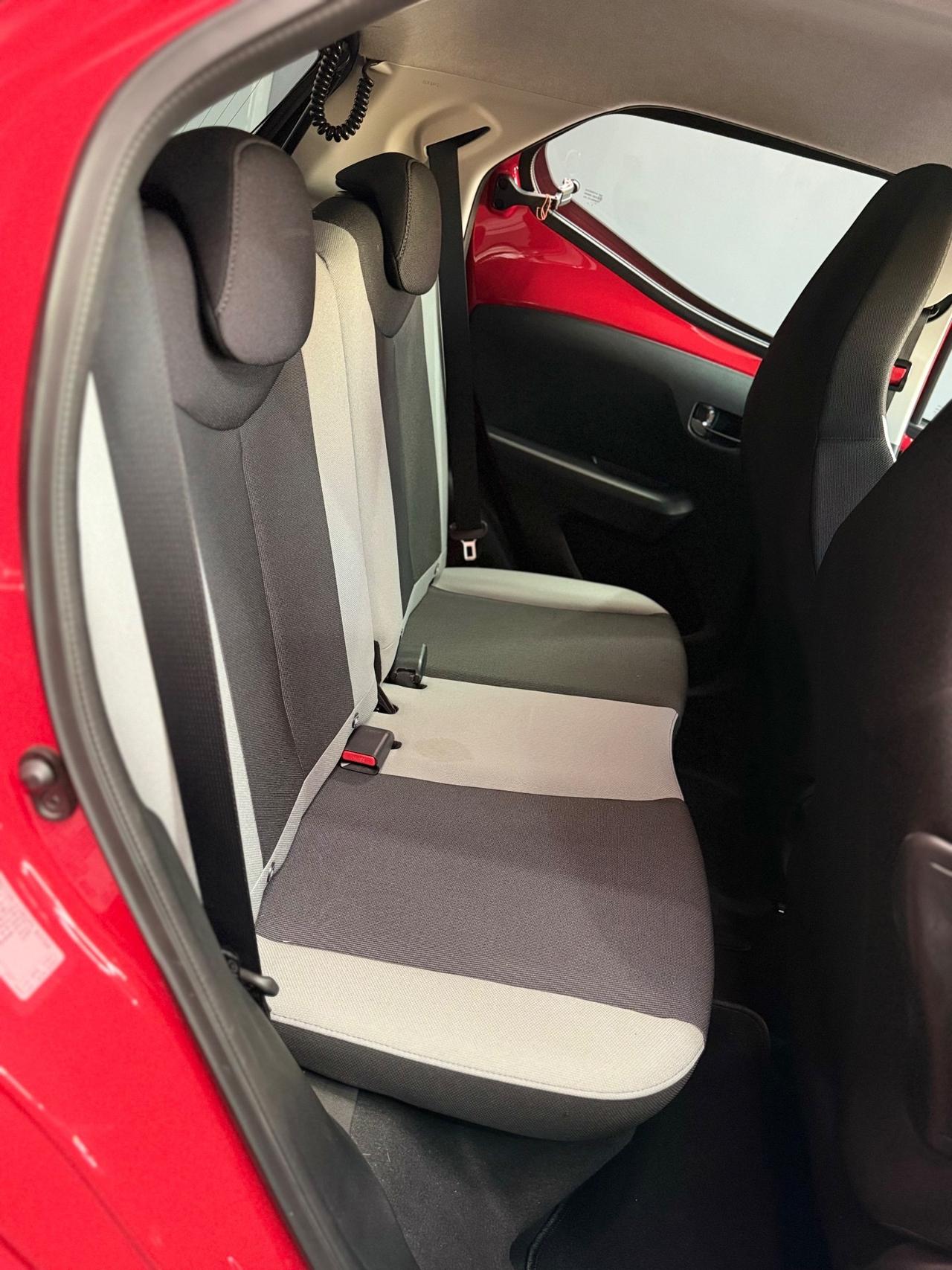 Toyota Aygo 1.0 VVT X-WAVE 2018 20000 KM