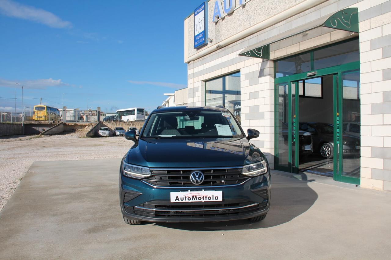 Volkswagen Tiguan 2.0 TDI SCR Life (KW 90 - CV 122 Neopatentati)