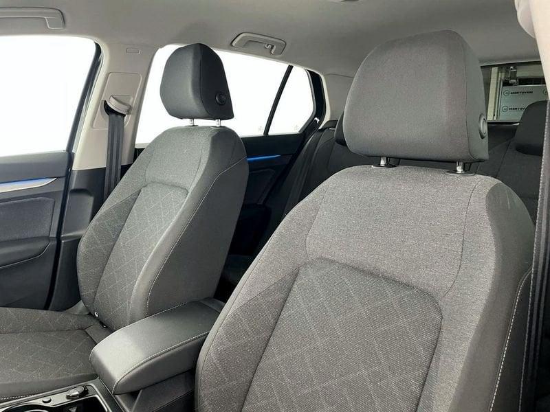 Volkswagen Golf Golf 1.0 eTSI EVO DSG STYLE