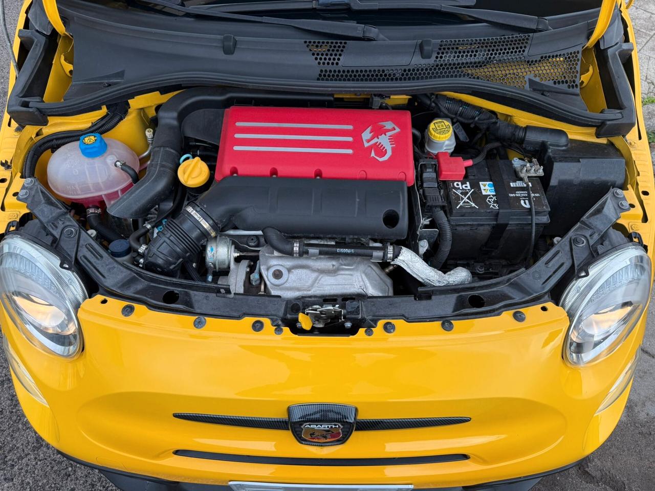 Abarth 595 F595 1.4 Turbo T-Jet 165 CV Speciale