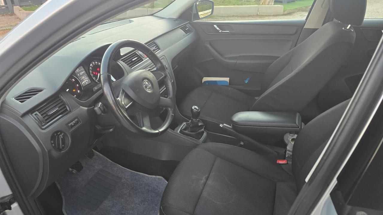 Skoda Rapid 1.2 TSI 86CV Ambition