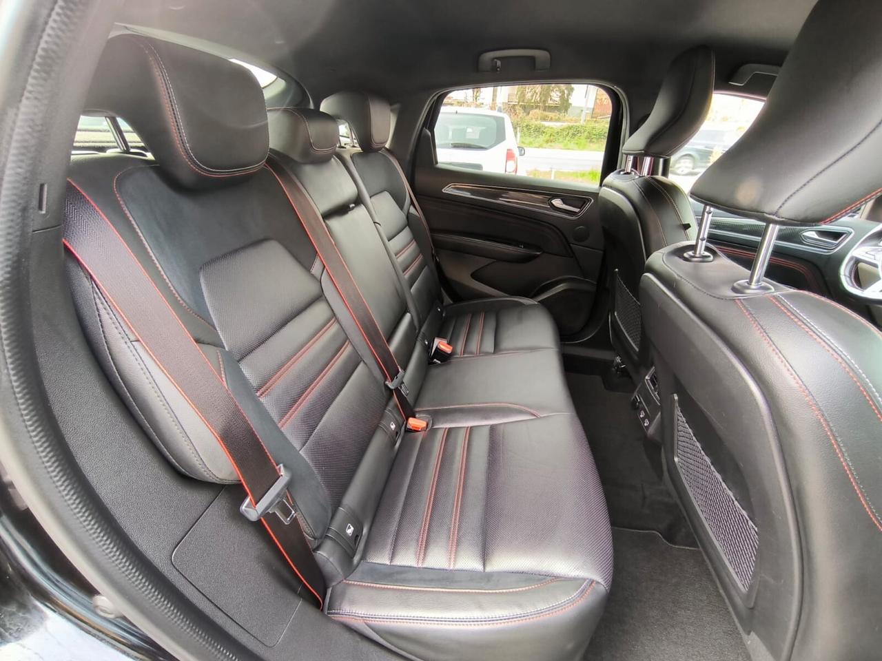 Renault Arkana Hybrid E-Tech 145 CV R.S.Line Fast Track *UNIPRO*