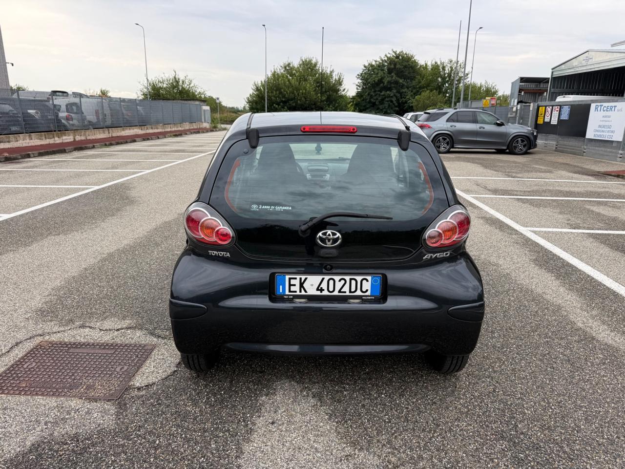 Toyota Aygo 1.0 12V VVT-i 5 porte Deep Ocean Connect
