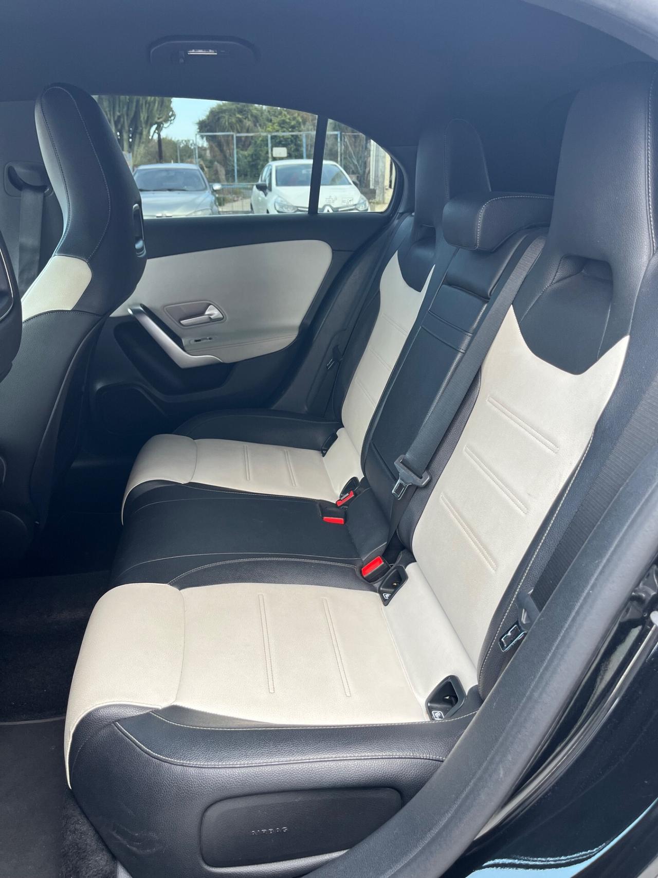 Mercedes-benz A 200 d Automatic Premium