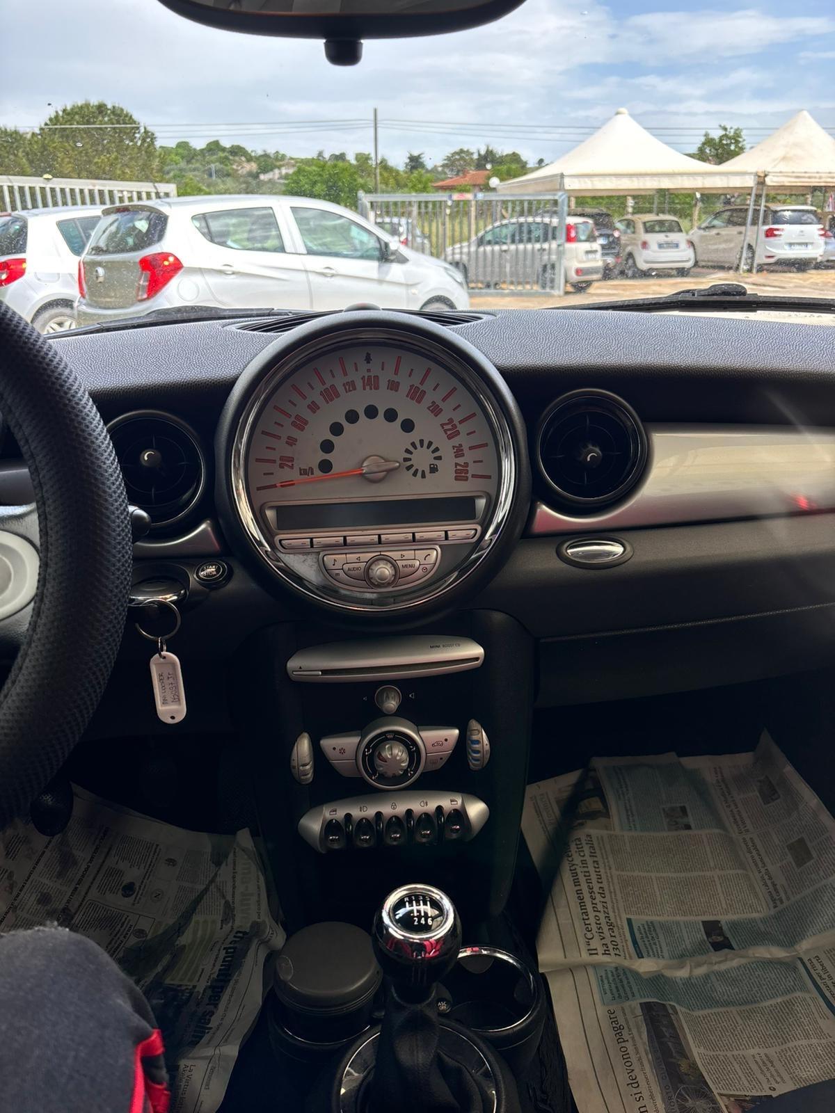 MINI COOPER 1.6 COOPER D