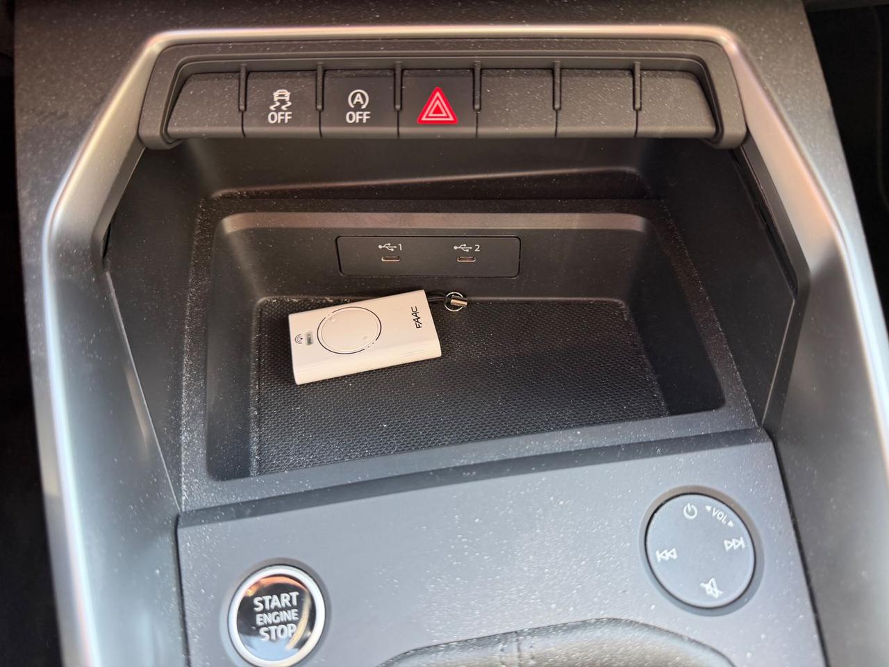 Audi A3 1.5 35 TFSI Business #10780
