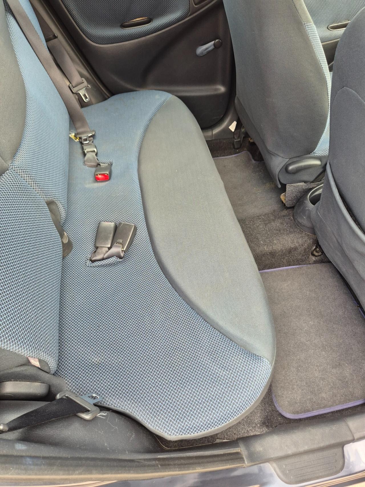 Toyota Yaris 1.0i 16V cat 5 porte Expo