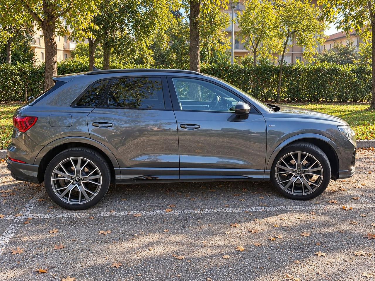 Audi Q3 2.0 35 TDI S line + TETTO APRIBILE #50950