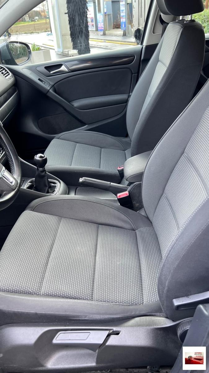 VOLKSWAGEN - Golf - 1.6 5p. Highline BiFuel