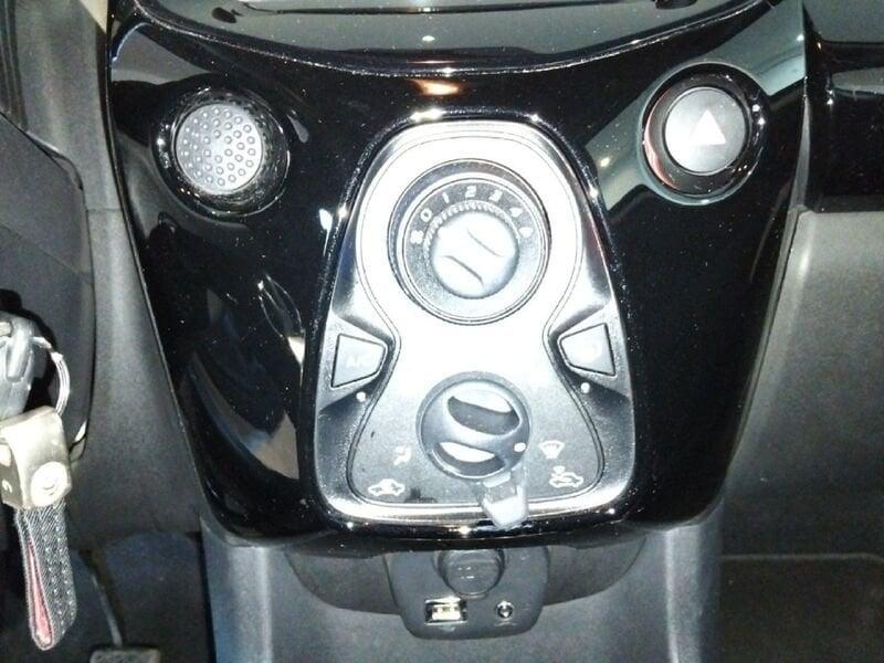 Citroën C1 Airscape VTi 72 S&S 5 porte Shine