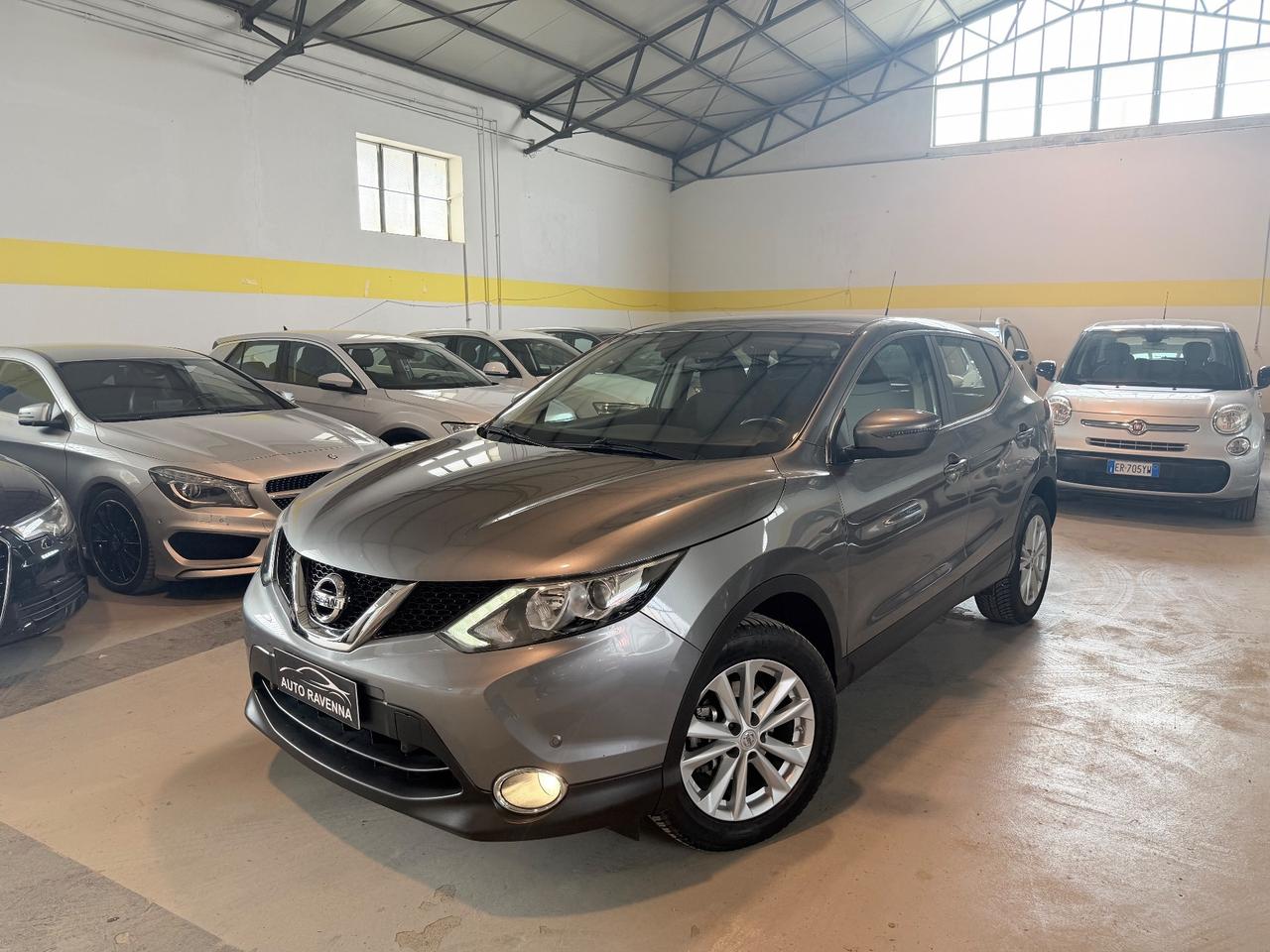 Nissan Qashqai 1.2 DIG-T N-Connecta euro6