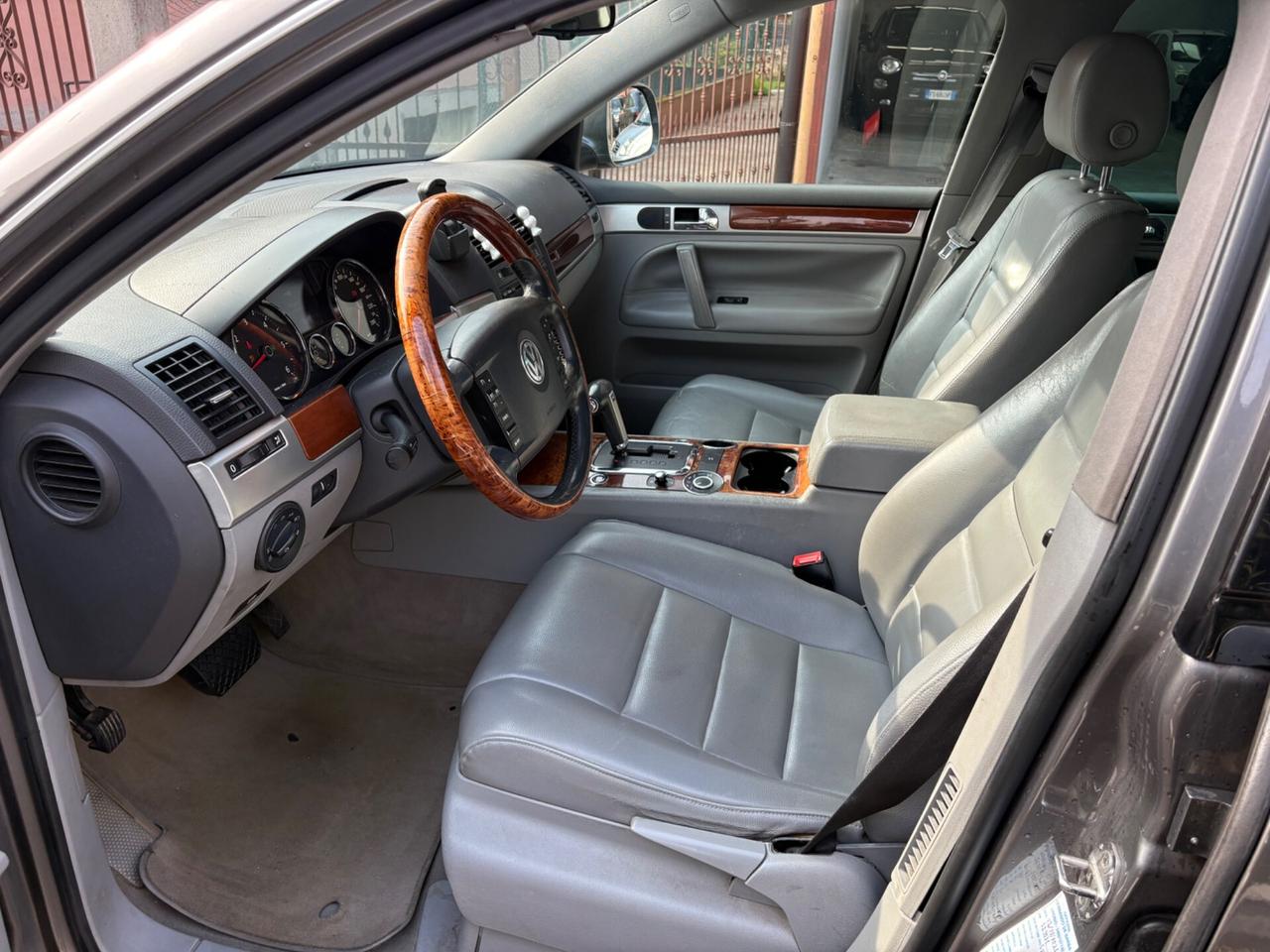 Volkswagen Touareg 3.0 V6 TDI GANCIO TRAINO