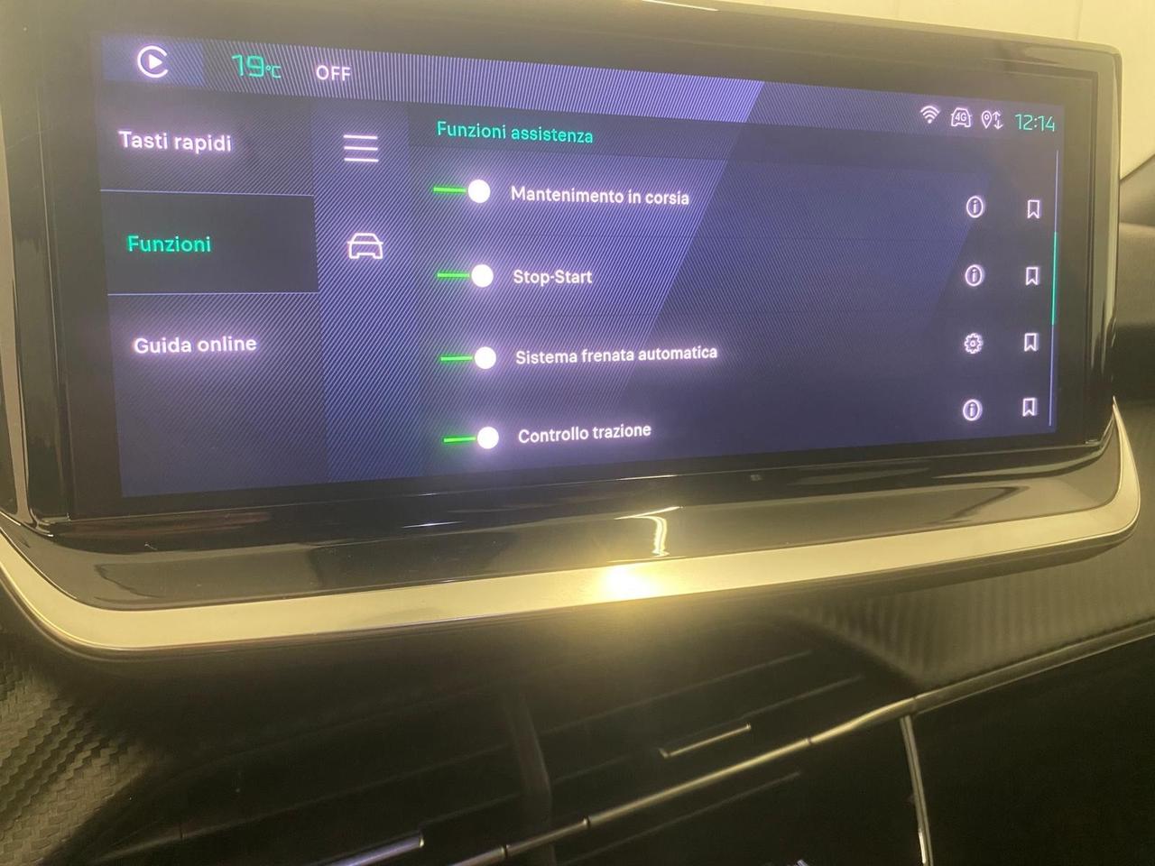 Peugeot 2008 BlueHDi 130 S&S EAT8 Allure Pack