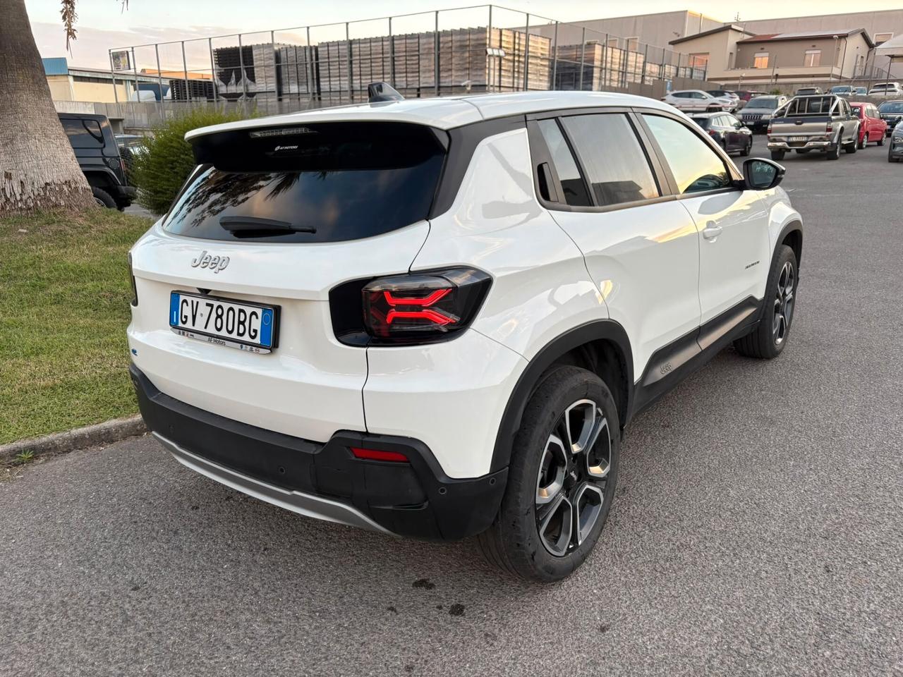 Jeep Avenger BEV Summit