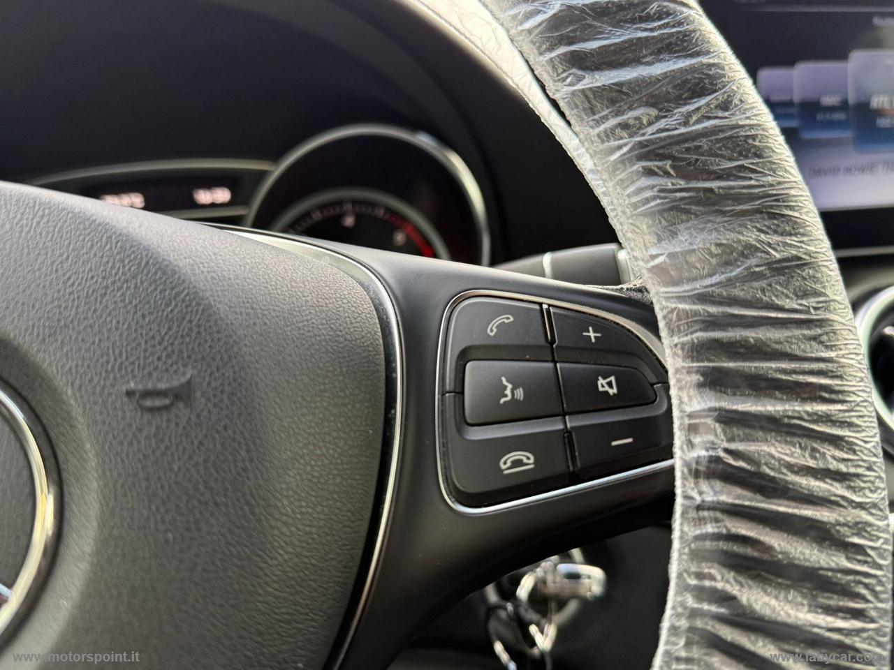 MERCEDES-BENZ GLA 200 d Automatic Sport NEOPATENTATI OK