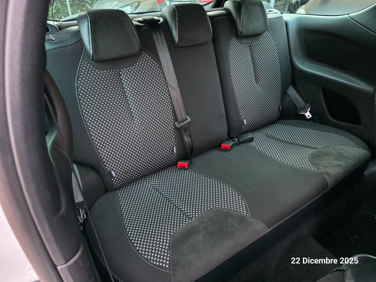 Ds DS3 3 1.6 THP 155 Just Black