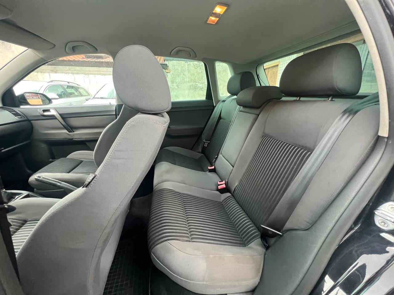 Volkswagen Polo 1.4/80CV TDI 5p. Sportline