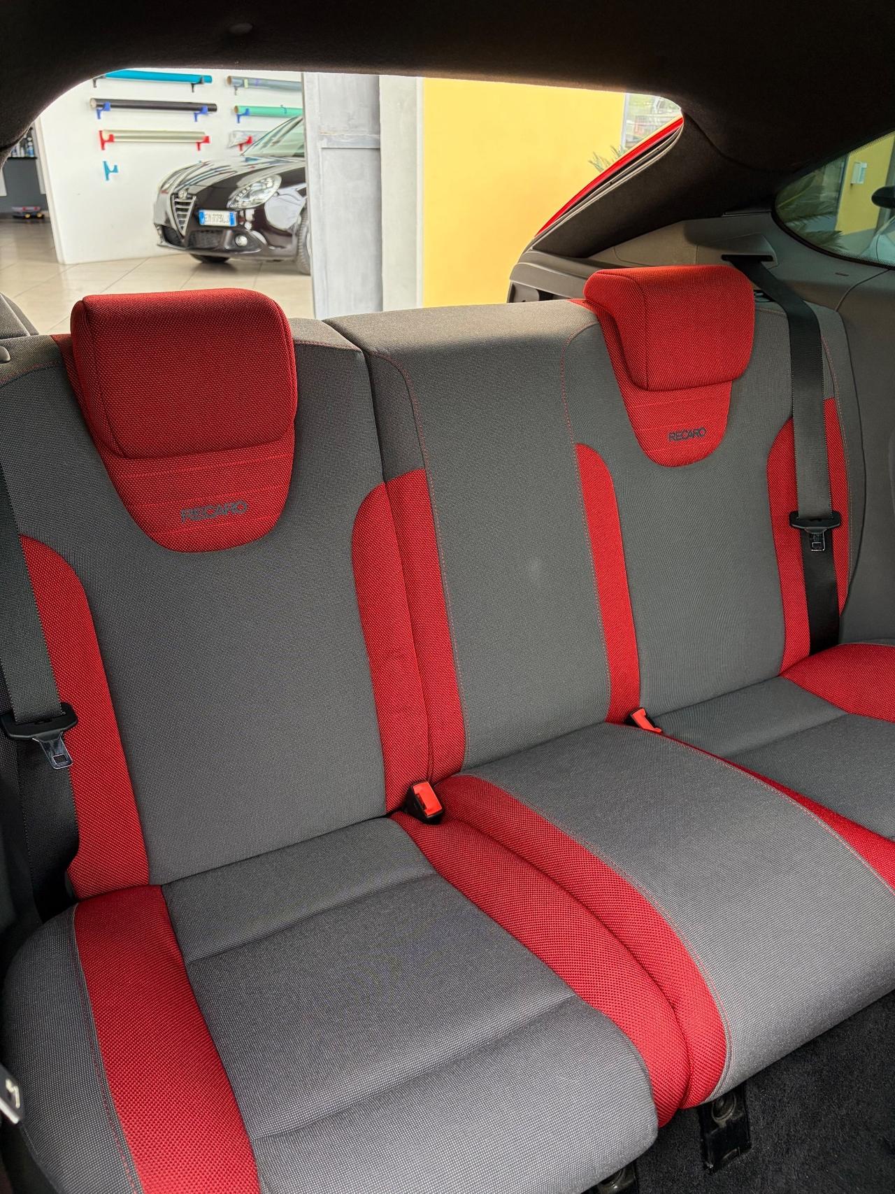 Ford Focus CC 2.5T (225CV) 20V Coupè ST