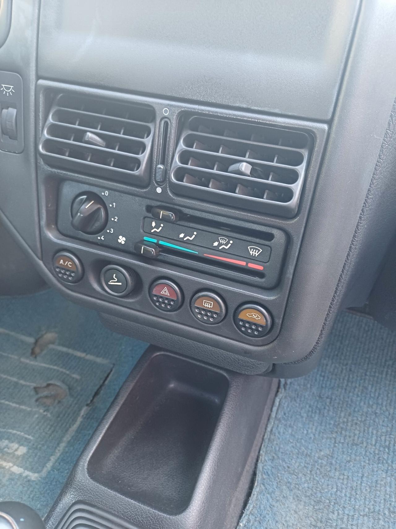 Peugeot 106 1.1i cat 3 porte XR