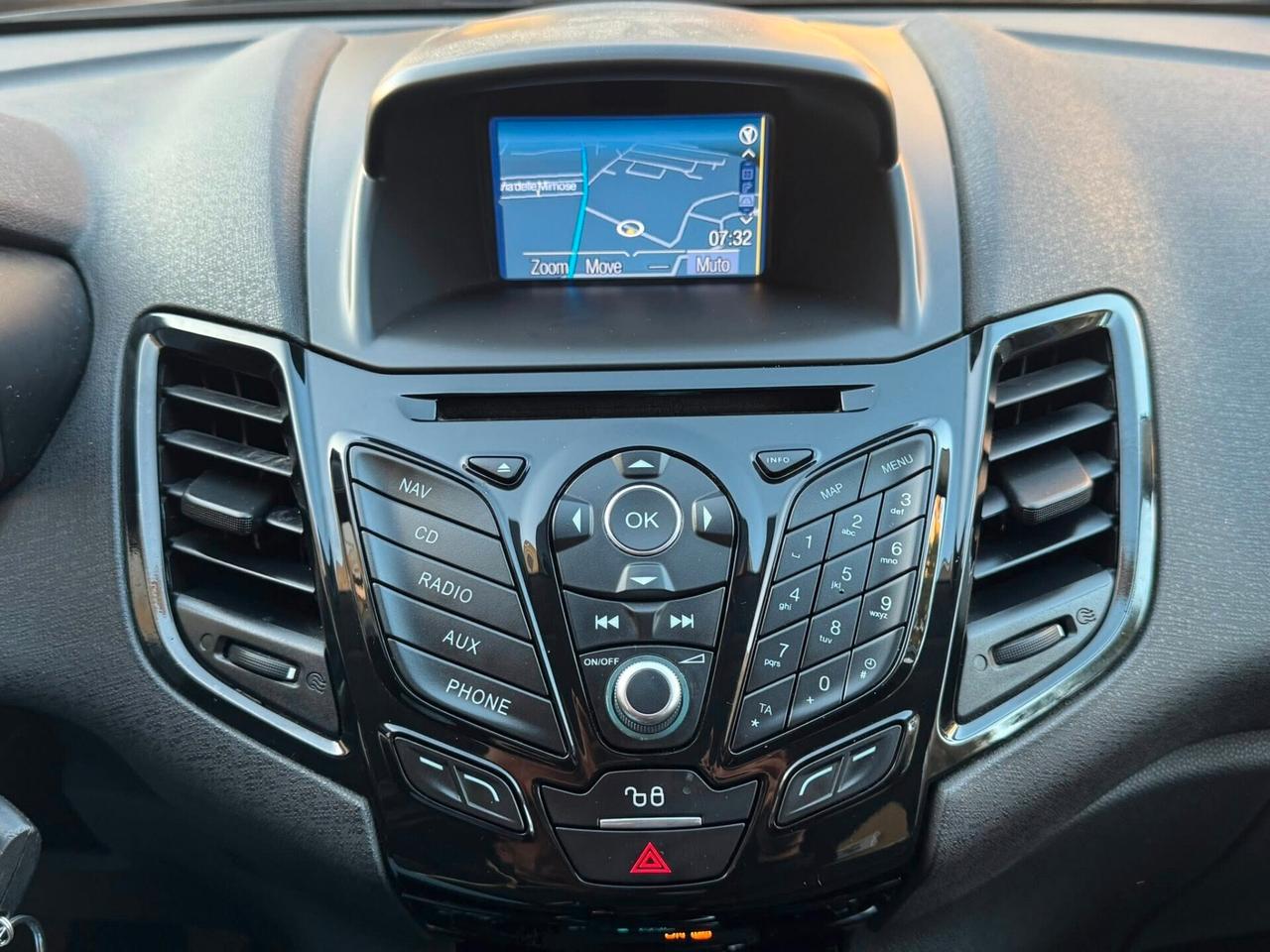 FORD FIESTA 1.5 TDCI 75 CV. E6 TITANIUM NAVI+CERCHI