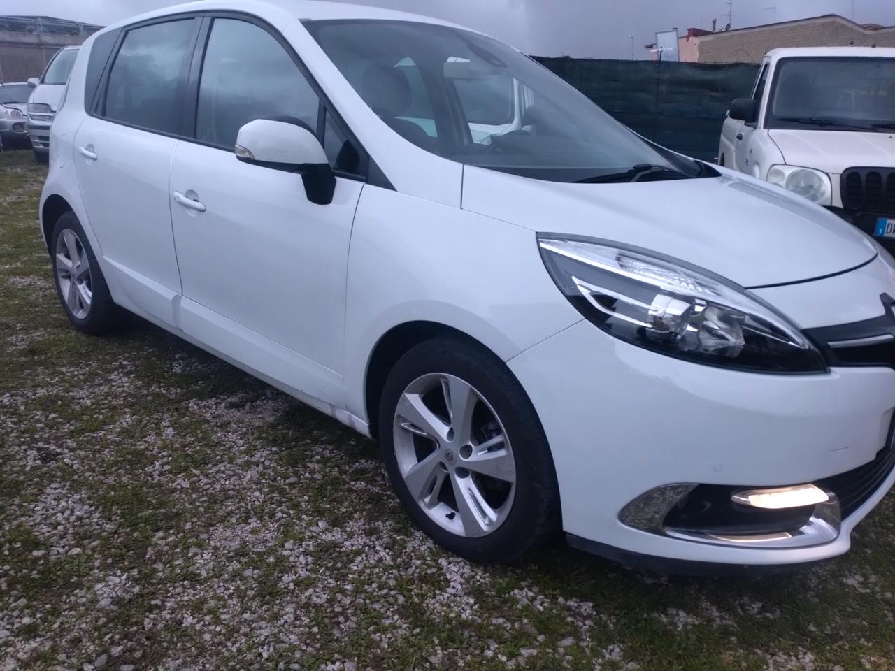 Renault Scenic xccd 15 dci anno 2015