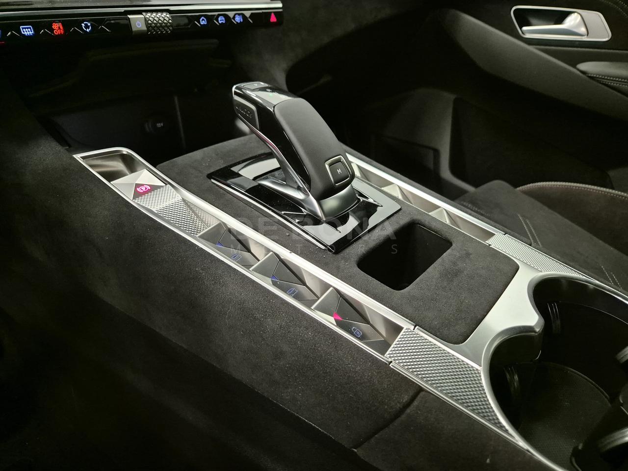 DS DS 7 1.5 bluehdi performance line 130cv auto