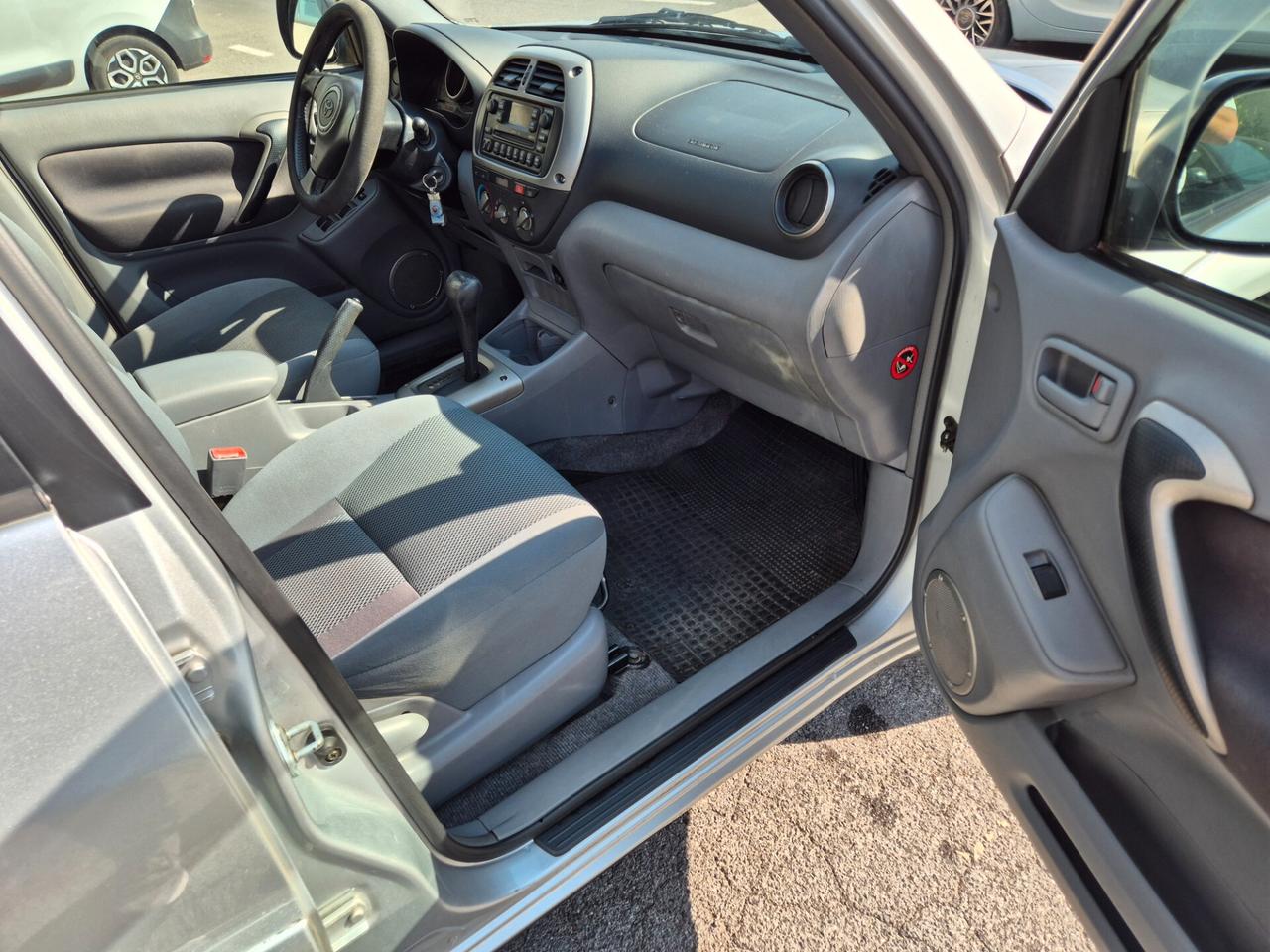 Toyota RAV 4 RAV4 2.0 16V cat 5 porte Sol UNICO!!!!!!