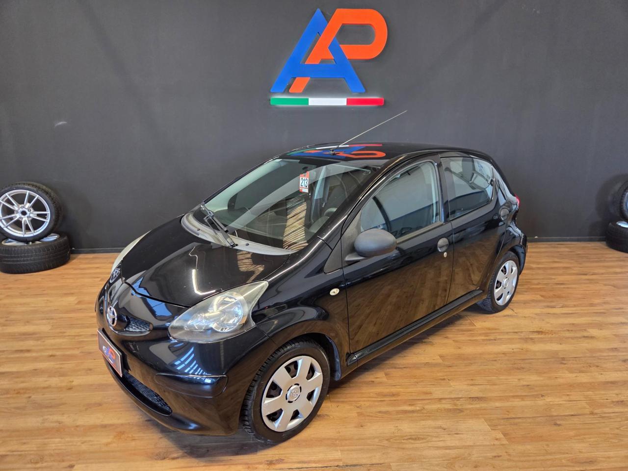 Toyota Aygo 5 Porte Aygo 5p 1.0 Sol
