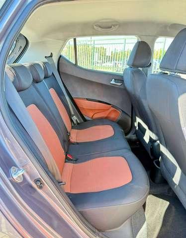 Hyundai i10 1.2 Sound Edition E6