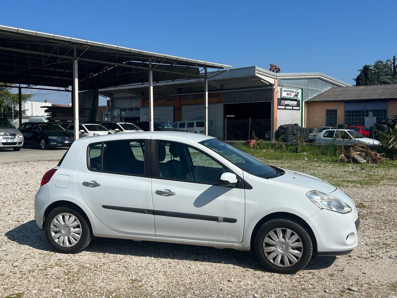 Renault Clio 1.2 16V 5 porte GPL Dynamique