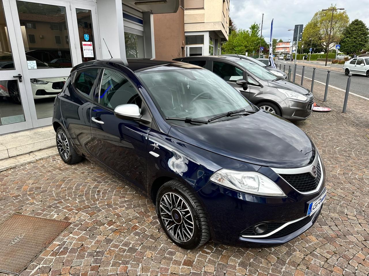 Lancia Ypsilon 1.2Bz 69CV 5P Mya -Neopatentati