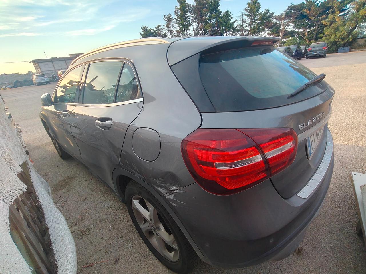 Mercedes-benz GLA 200d problemi al motore