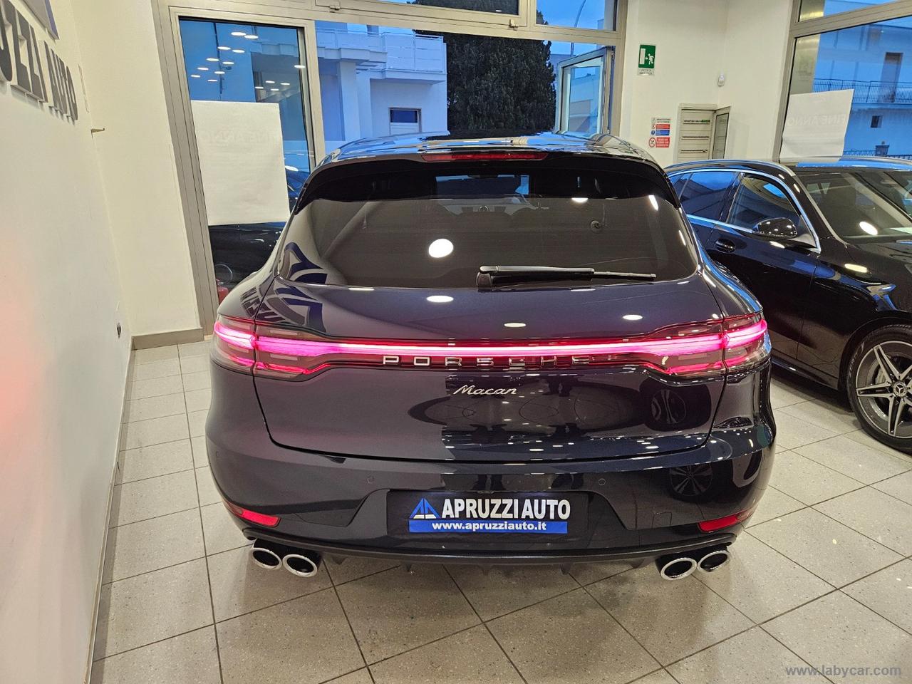 PORSCHE Macan 2.0 PDK