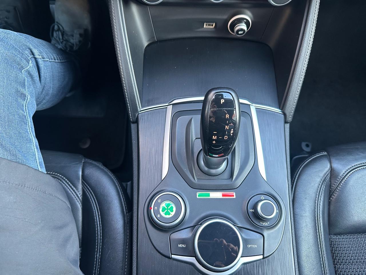 Alfa Romeo Stelvio 2.2 Turbodiesel 210 CV AT8 Q4 Executive