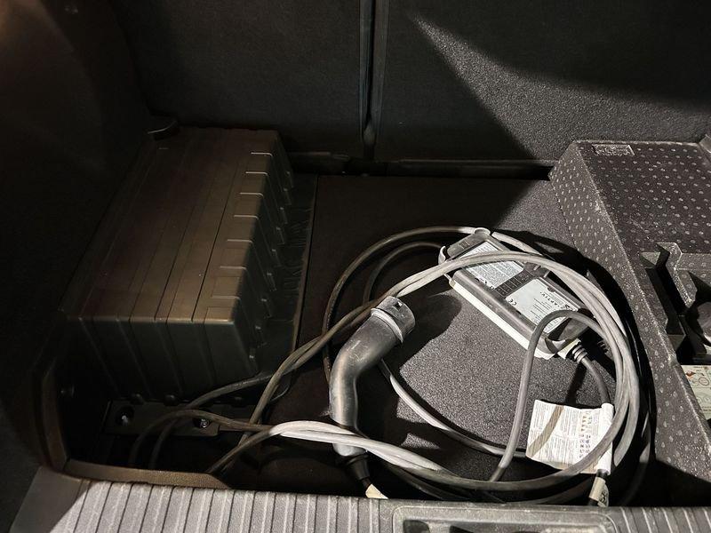 Renault Captur E-Tech plug-in hybrid Captur 1.6 E-Tech phev Plug-in Intens 160cv auto