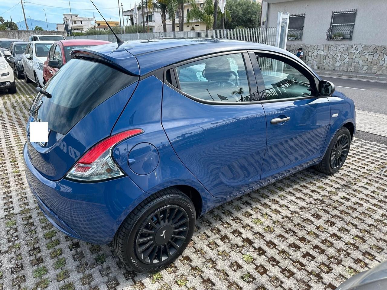 Lancia Ypsilon 1.2 69 CV 5 porte GPL Ecochic Gold 2018