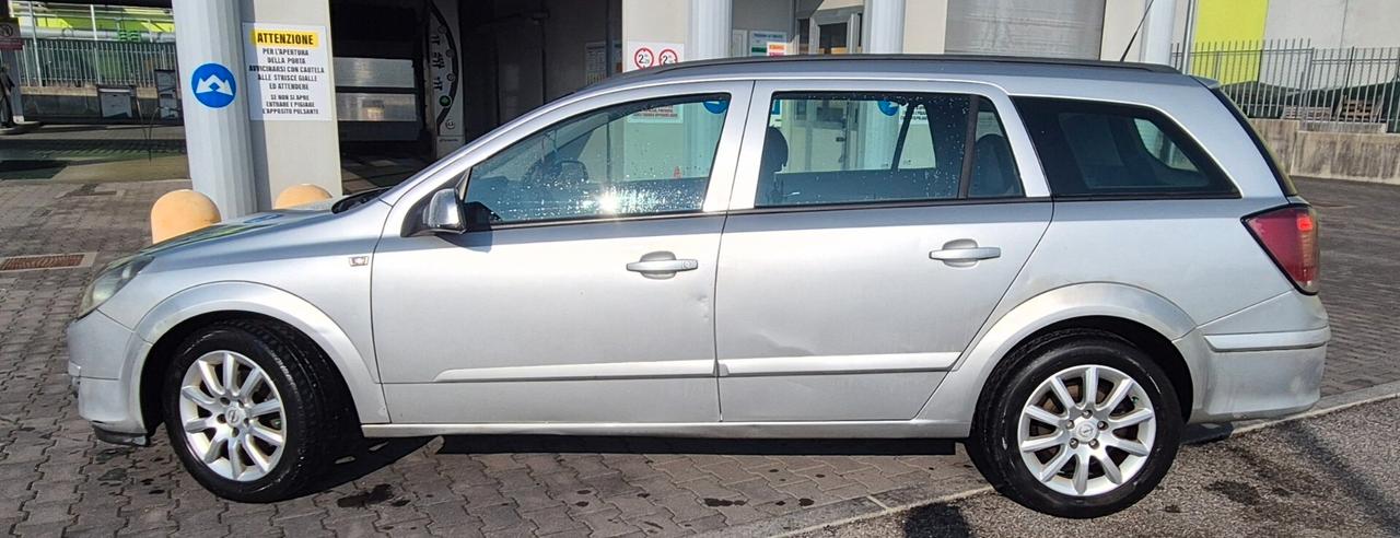 Opel Astra 1.7 CDTI 101CV Station Wagon Cosmo