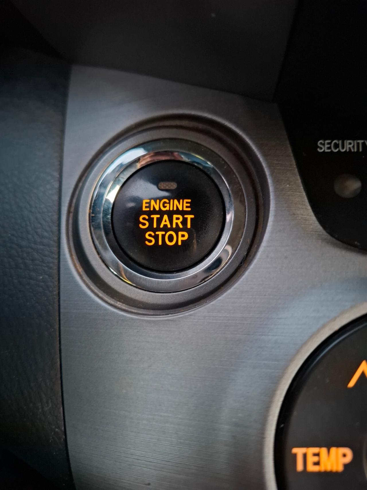 TOYOTA RAV 4 2.2 D 177 cv 4x4 LUXURY *PELLE-CERCHI*