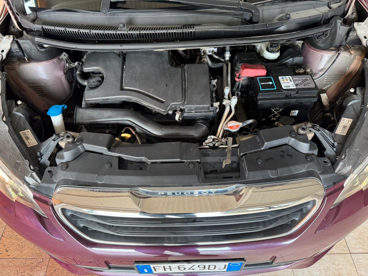 Peugeot 108 VTi 68 5 porte Allure TOP!