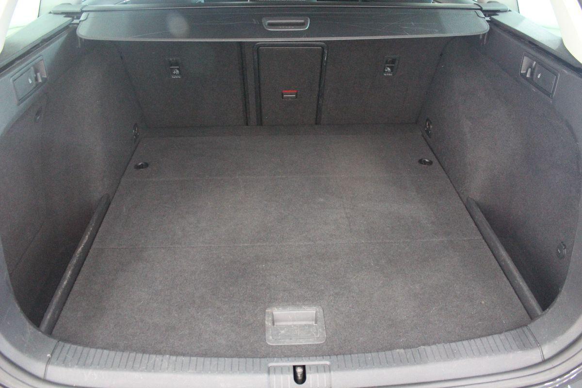 VOLKSWAGEN - Golf - Variant 1.6 TDI 115CV Executive BMT